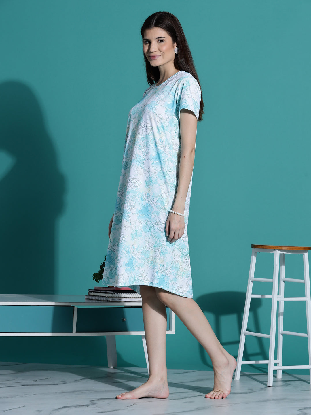 Aqua White Floral Chic Short Nightdress for Women