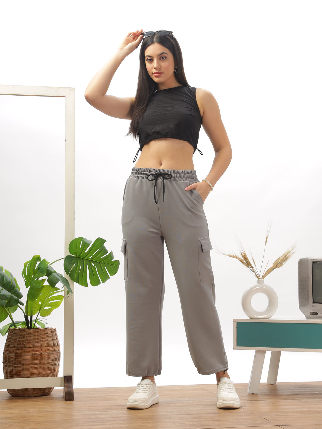 Grey-cargo-pants-with-elastic-for-women