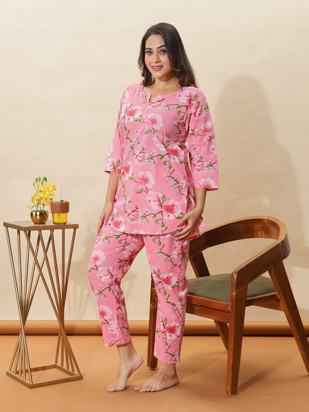 Elegant Lace Pink Floral Cotton Women's Pyjama Set 