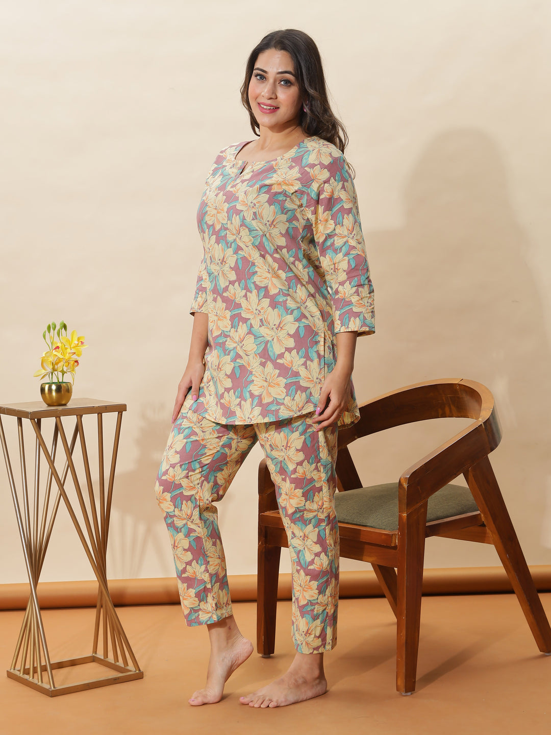 Light Mauve Floral Cotton Pajama Set for Women With Comfortable & Stylish