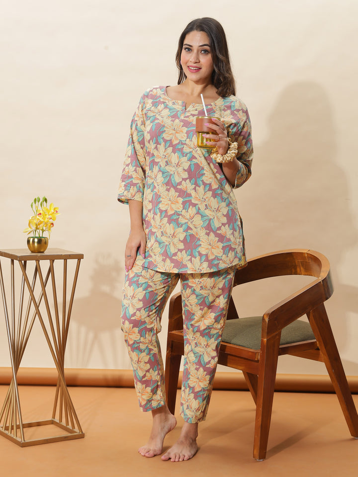 Light Mauve Floral Cotton Pajama Set for Women With Comfortable & Stylish