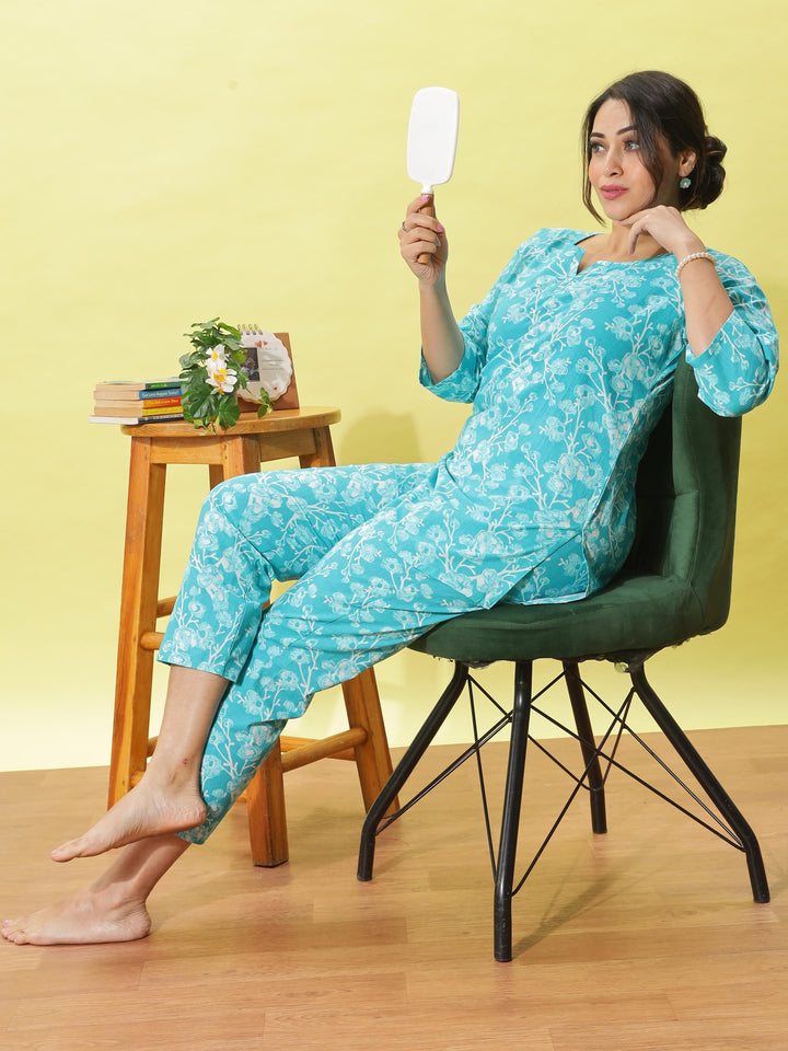 Chic Aqua Blue Floral Cotton Pyjama Set for Women