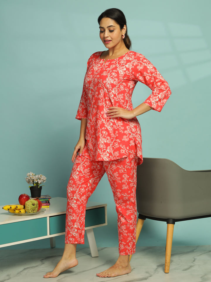 Coral Pink Pure Cotton Floral Pyjama Set for Women With Relaxed Fit