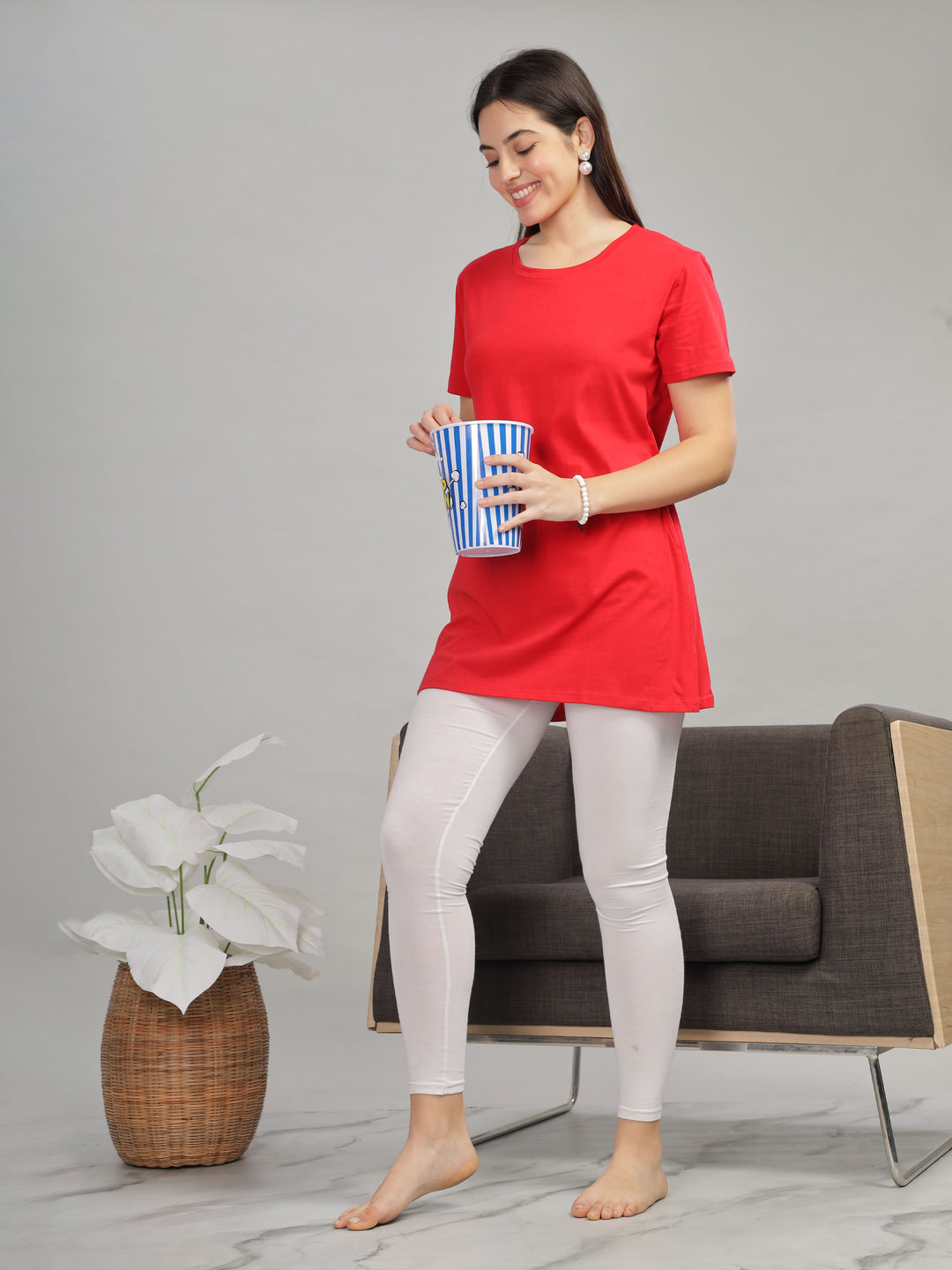 Red-Long-T-Shirt-for-Women-with-pockets 