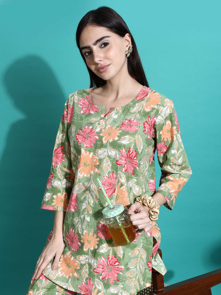 Green Orange Floral Cozy Women's Pajama Set