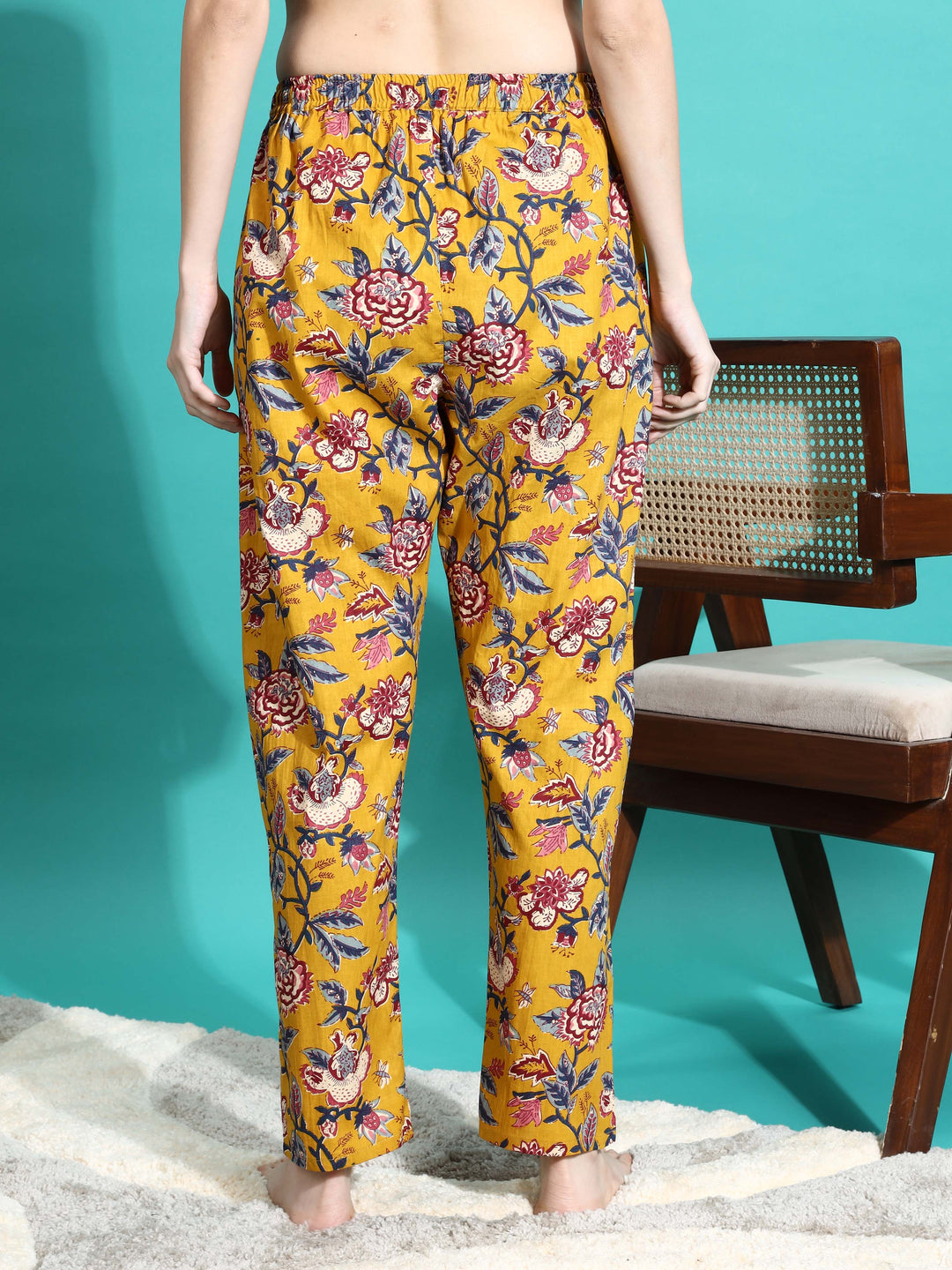 Cozy Mustard Yellow Floral Cotton Pyjama Set for Women 