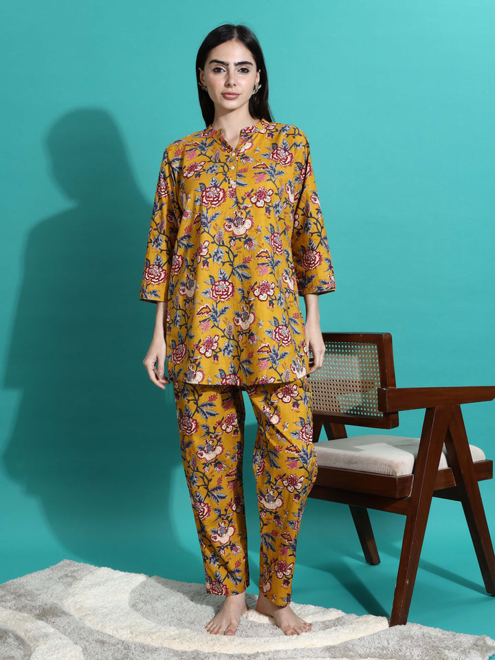 Cozy Mustard Yellow Floral Cotton Pyjama Set for Women 