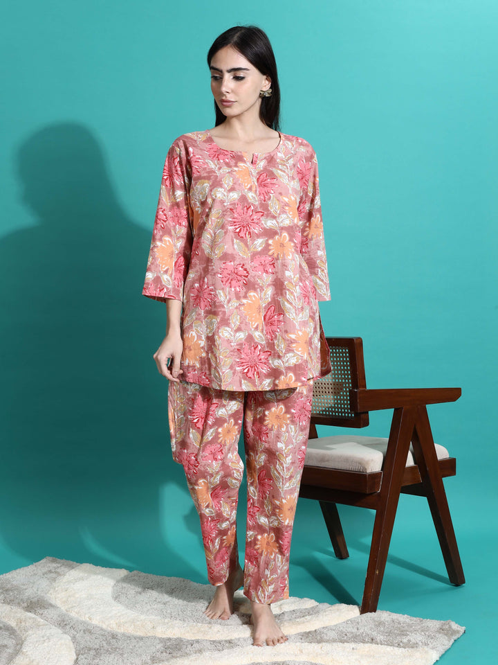 Chic Pink Orange Floral Cotton Women's Pajama Set