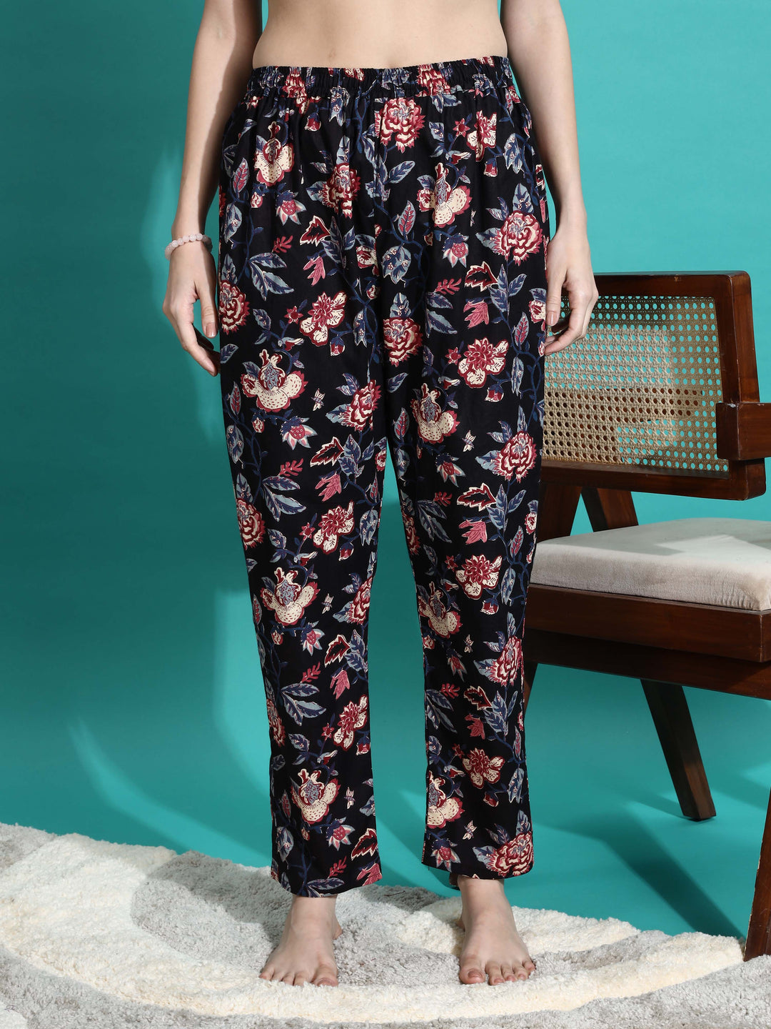 Chic Midnight Black Printed Cotton Pyjama Set for Women