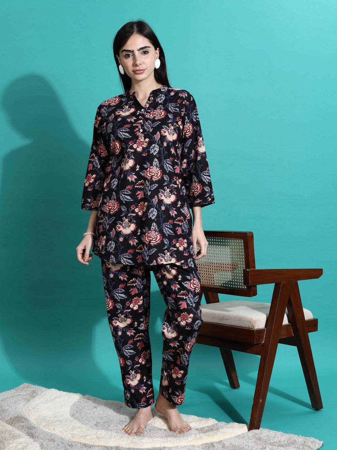 Chic Midnight Black Printed Cotton Pyjama Set for Women