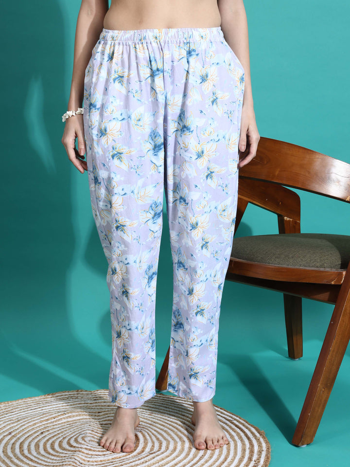 Comfortable Lavender Cotton Pyjama Set for Women