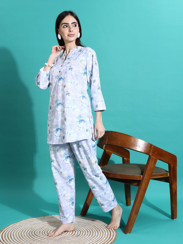 Comfortable Lavender Cotton Pyjama Set for Women