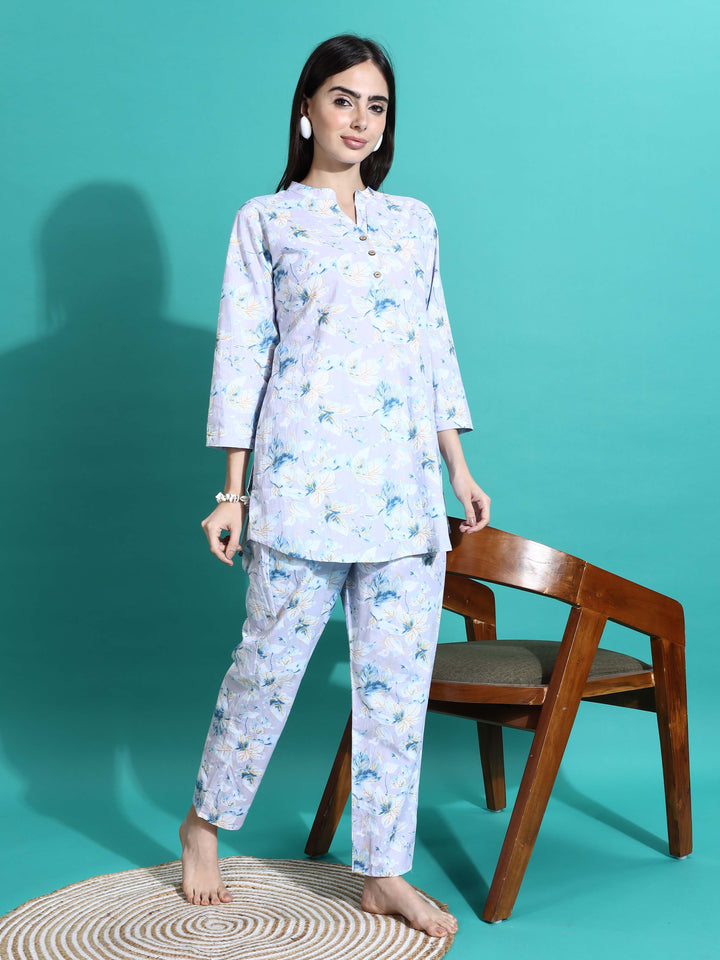 Comfortable Lavender Cotton Pyjama Set for Women