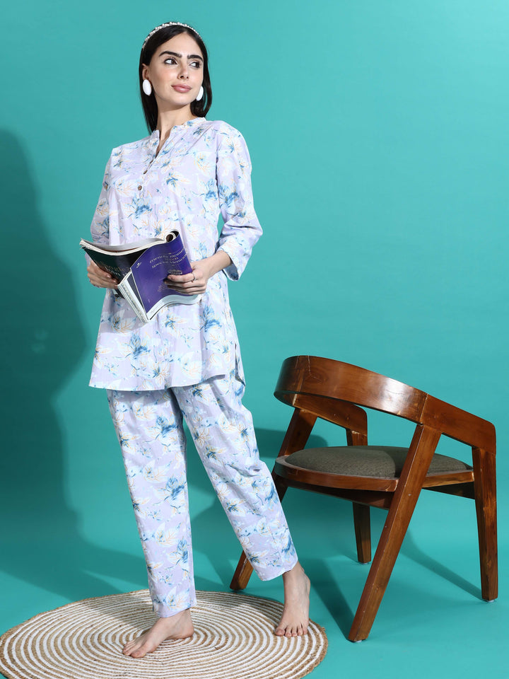 Comfortable Lavender Cotton Pyjama Set for Women