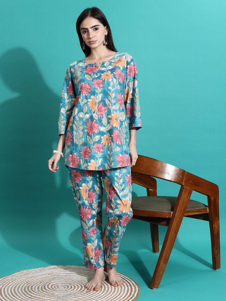 Stylish Teal Blue Printed Cotton Pajama Set for Women