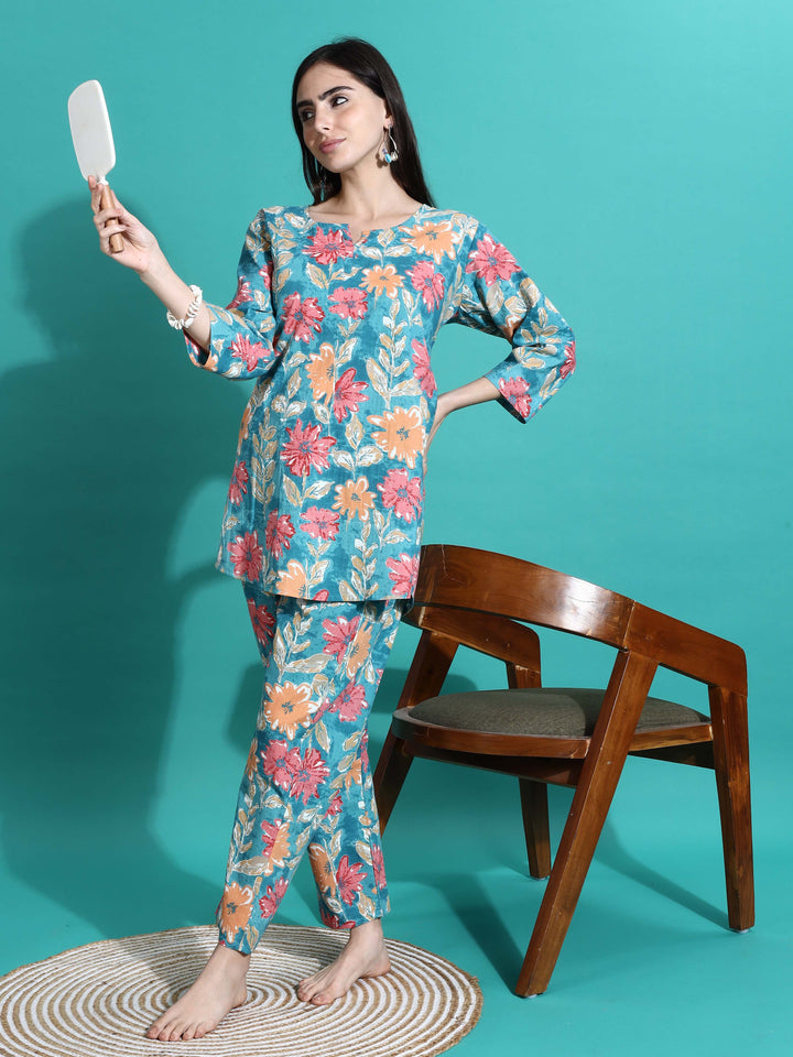 Stylish Teal Blue Printed Cotton Pajama Set for Women