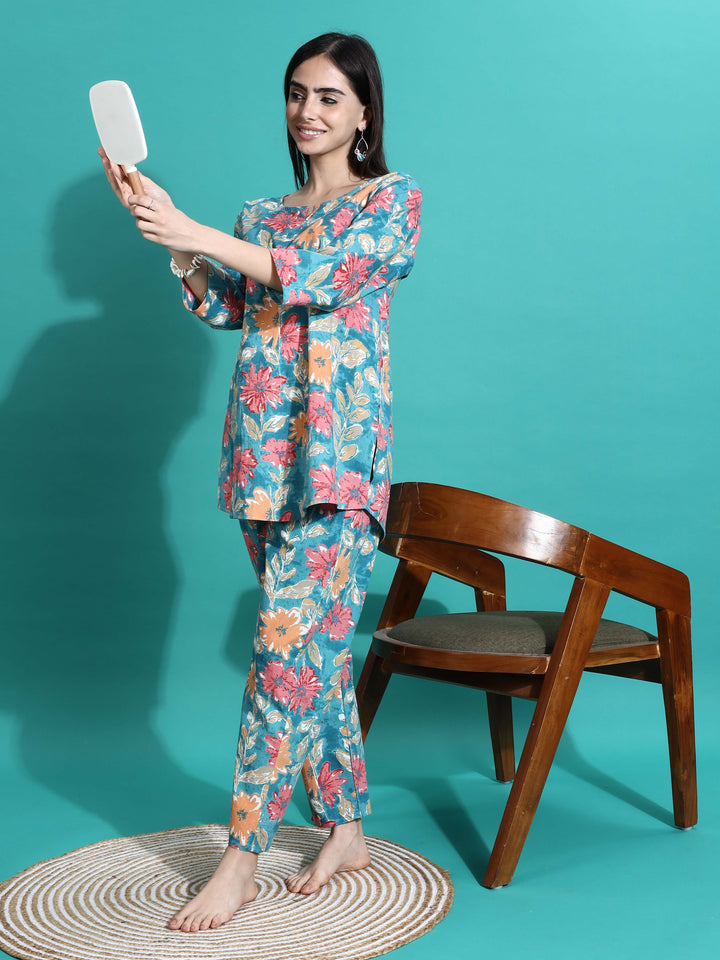 Stylish Teal Blue Printed Cotton Pajama Set for Women