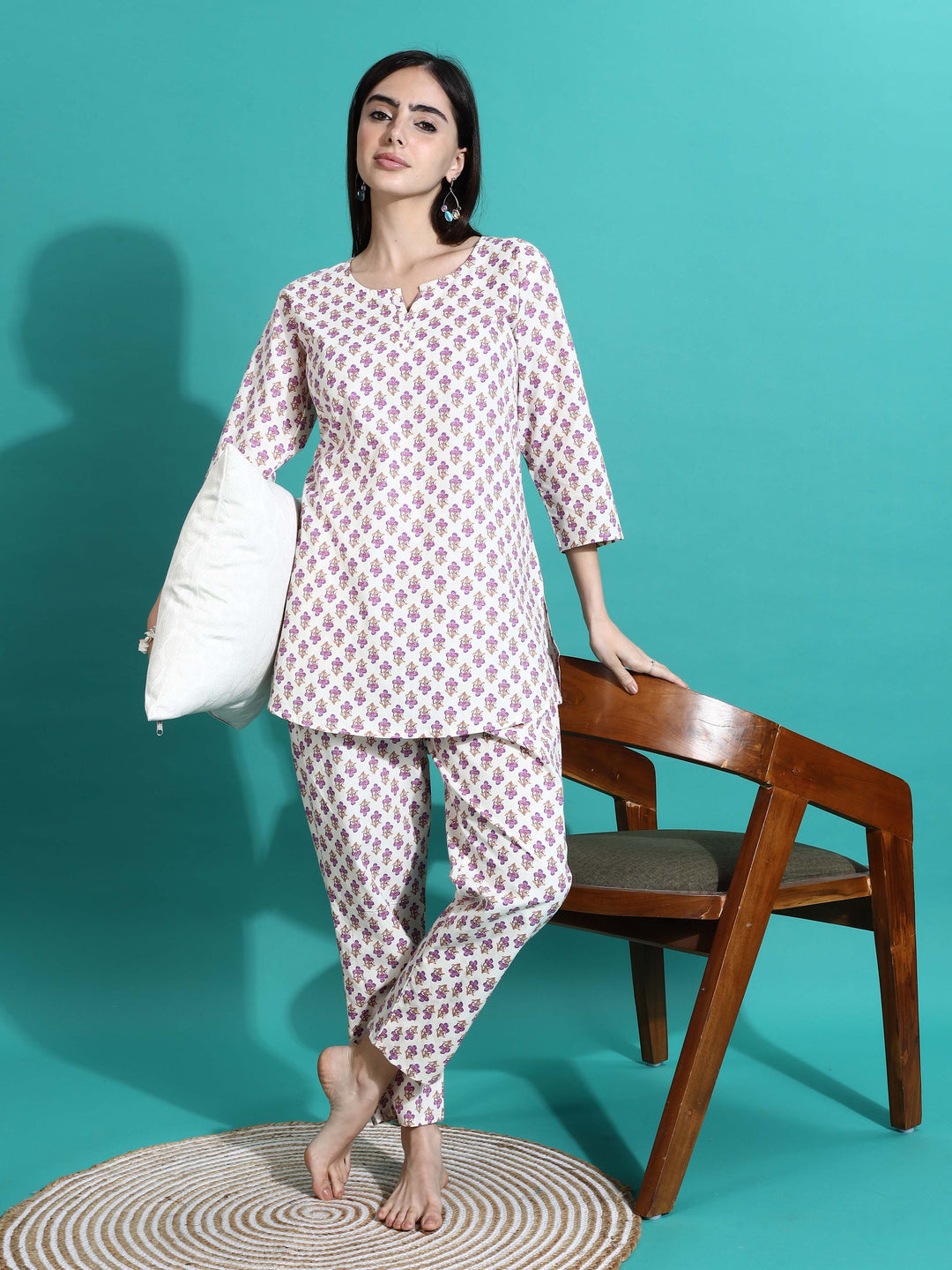 Stylish White Pink Cotton Pyjama Set for Women