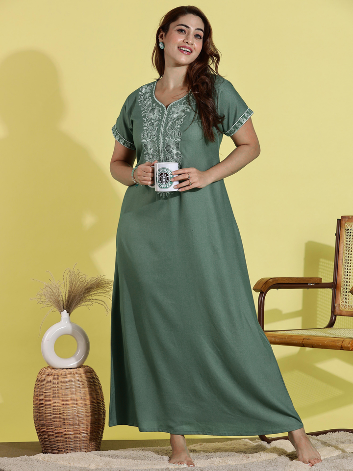 Sadabahar Green Alpine Nighty with Classic Embroidery and Pocket