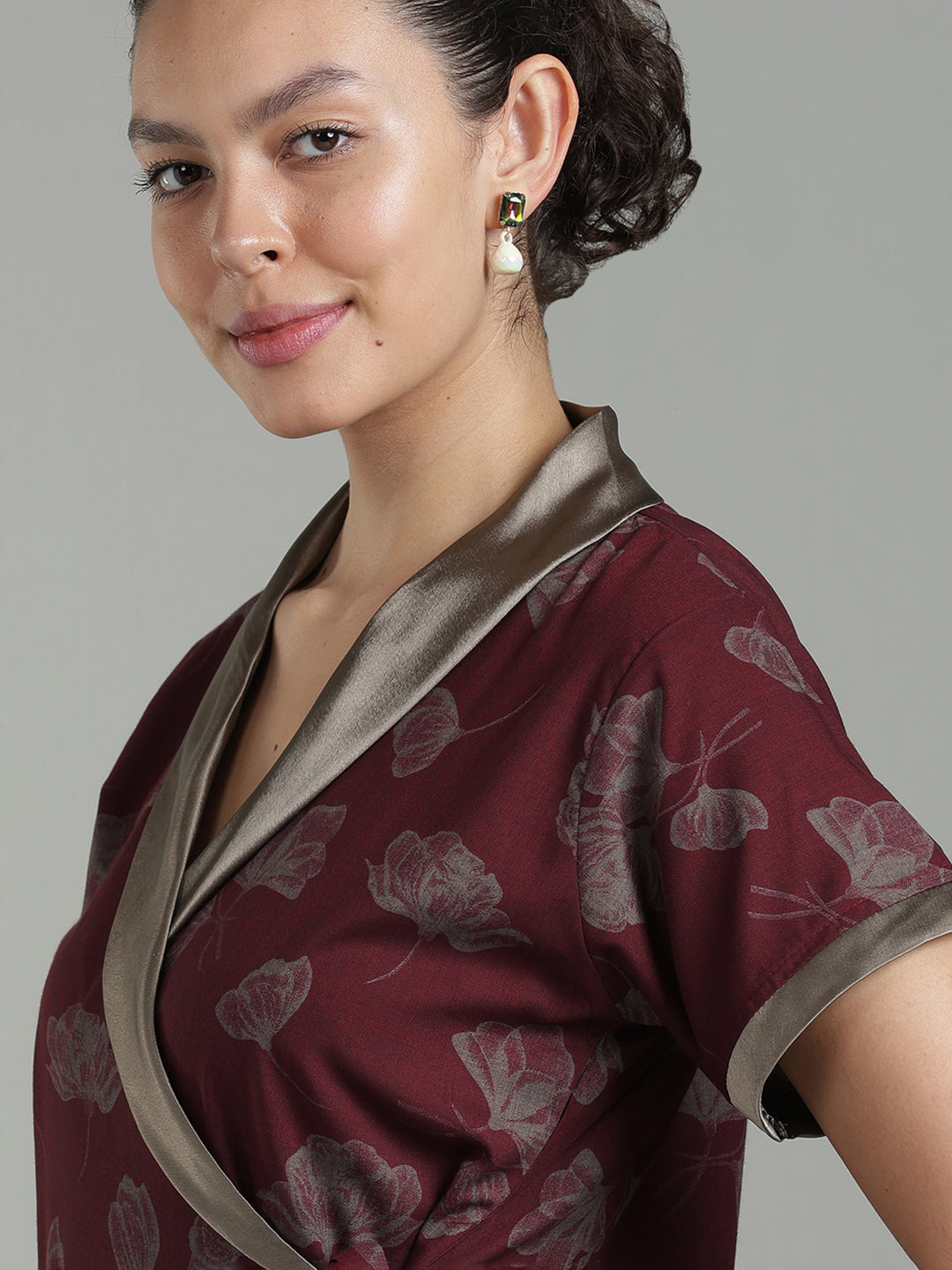 Prussian Fig Viscose Blend Housecoat with Floral Sketch Print for Women