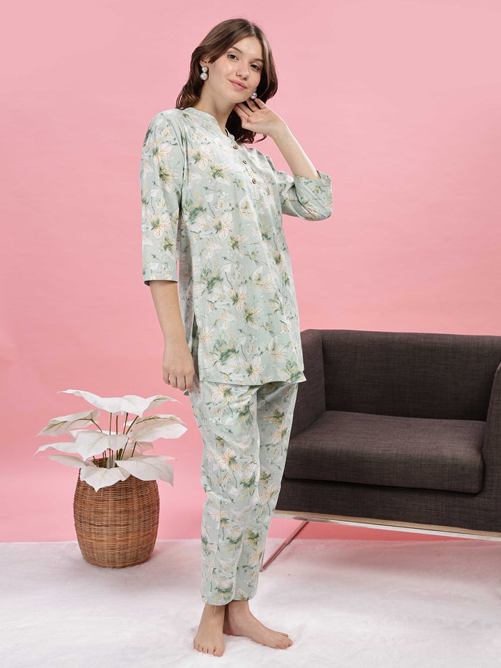 Pastel Green Cotton Pyjama Set for Women