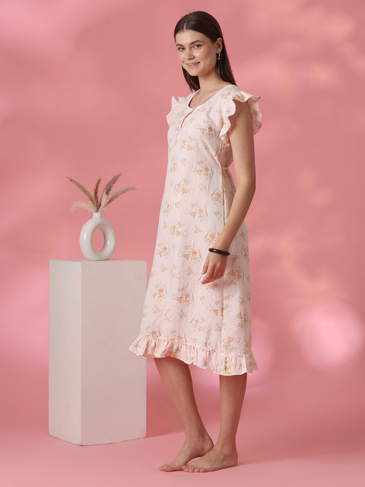 Easy Moving Nightdress for Everyday Comfort in Dreamy Peach