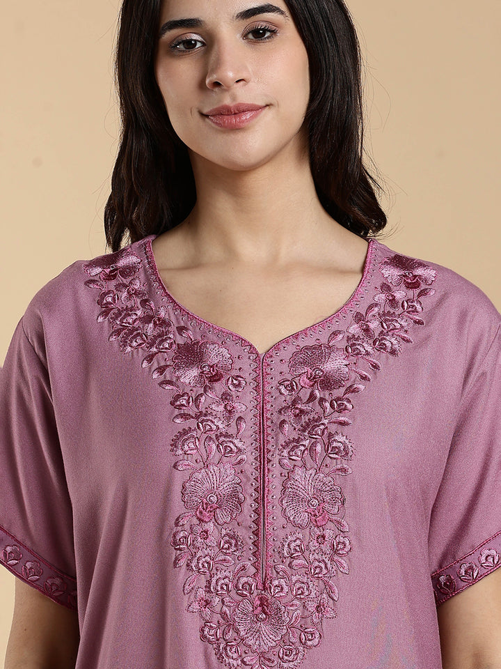 Sadabahar Onion Pink Embroidered Alpine Nighty with Soft Alpine Fabric