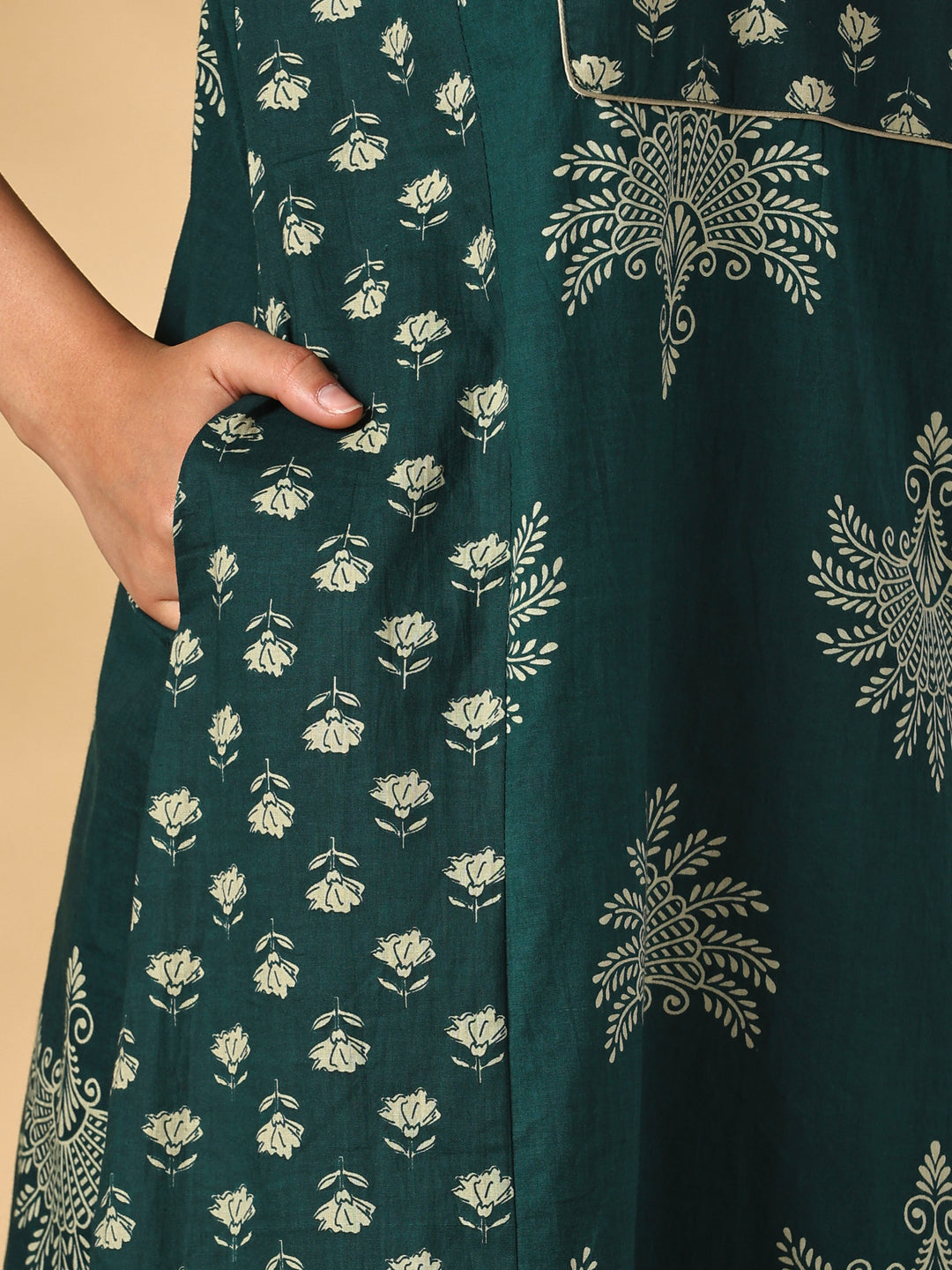 Breathable Pure Cotton Block Print Nighty with Side Pocket
