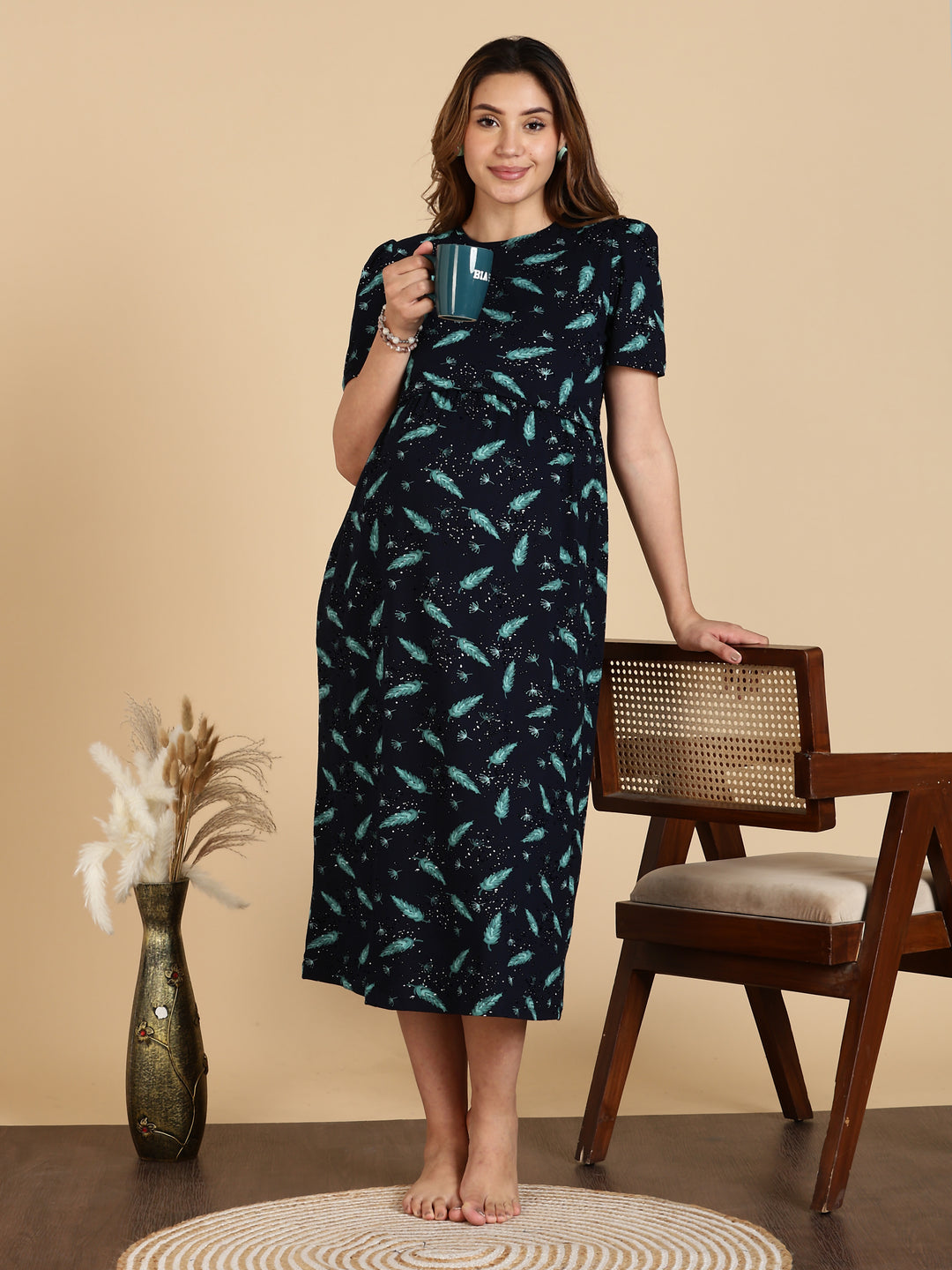 Black Comfortable Zipless Maternity Feeding Nighty for Women