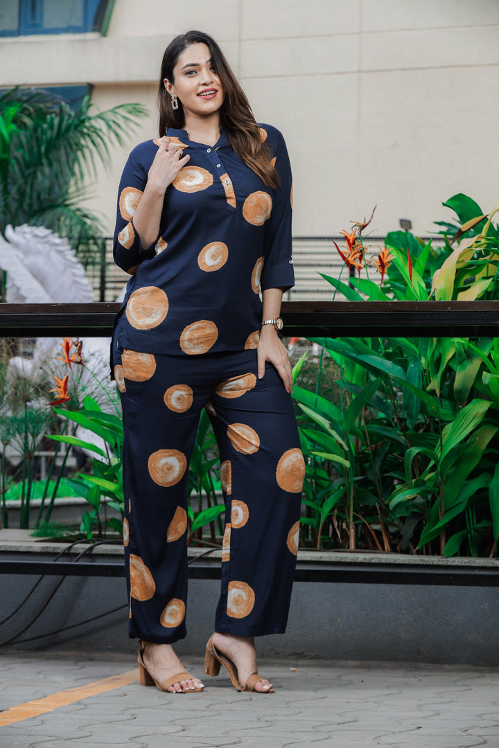 Fashionable Dark Blue Rayon Night Suit Set for Women
