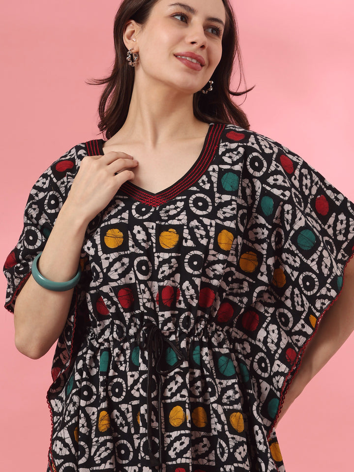 Batwing Sleeve Cotton Kaftan with Handcrafted Batik Design in Batik Round