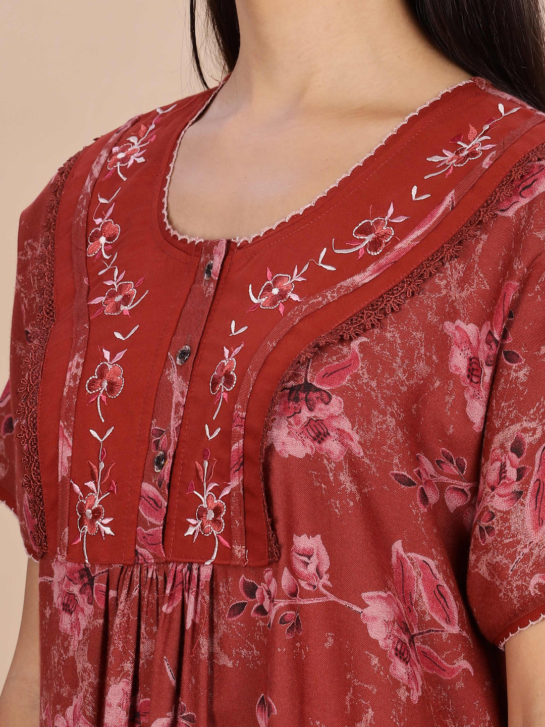 Trendy Red Alpine Floral Print Nighty for Women