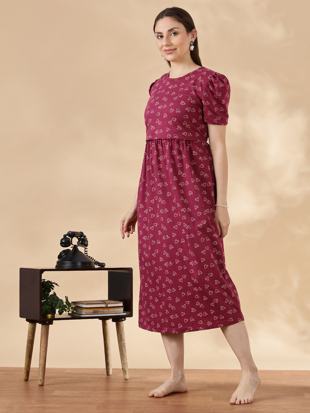 Berry wine feeding friendly maternity wear for women