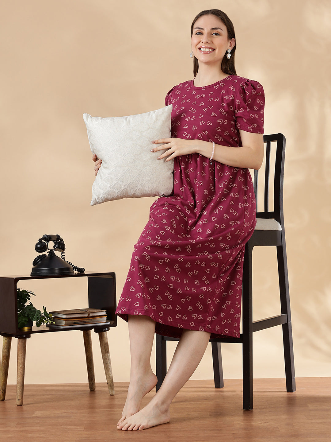 Berry wine feeding friendly maternity wear for women