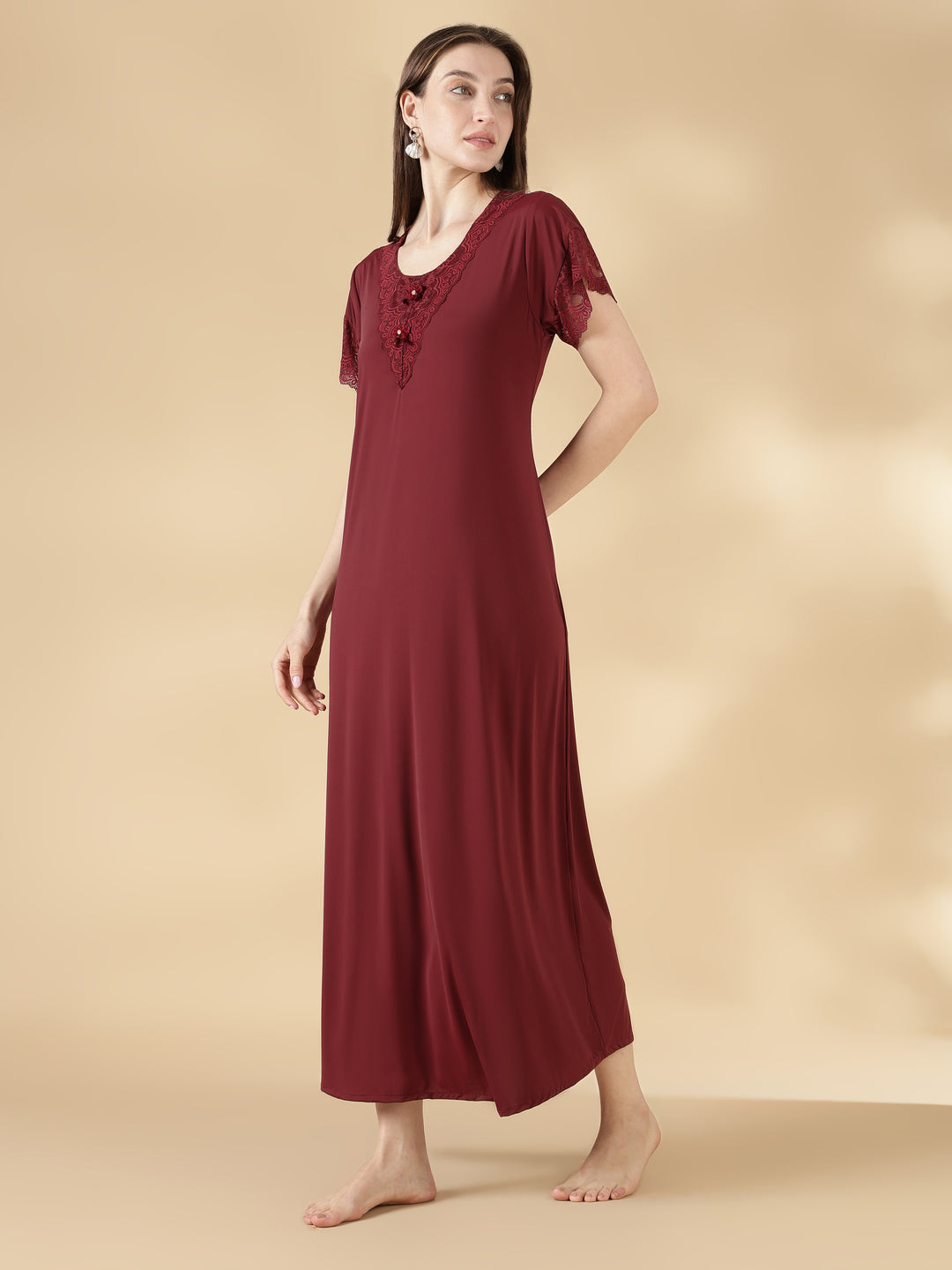 Malai lace modern nighty for women In burgundy