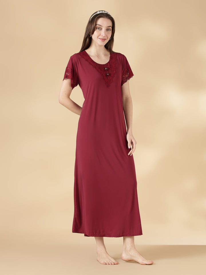 Comfortable malai lace nightwear for women in burgundy