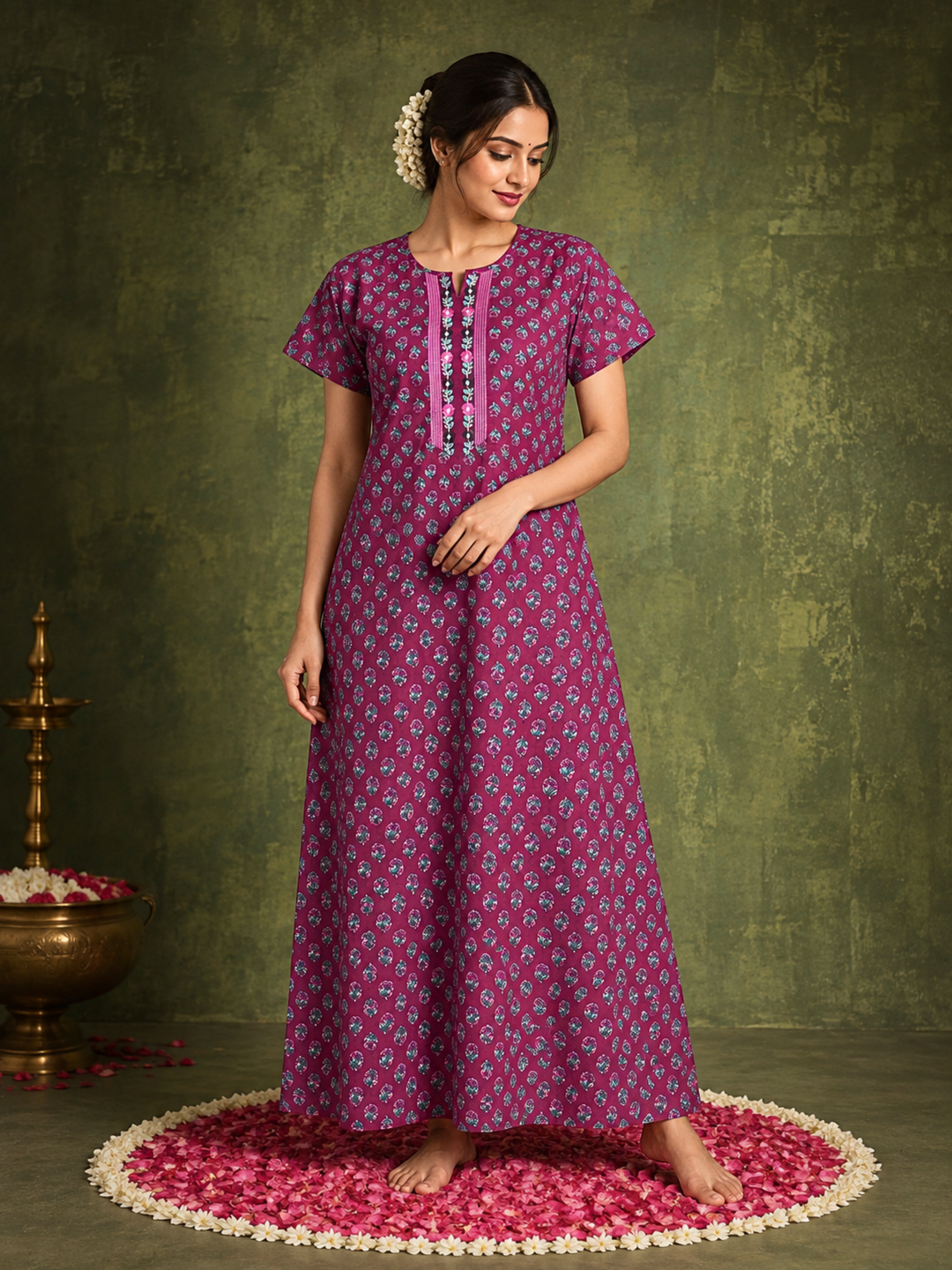 Comfy pure cotton nighty dress for women with pocket