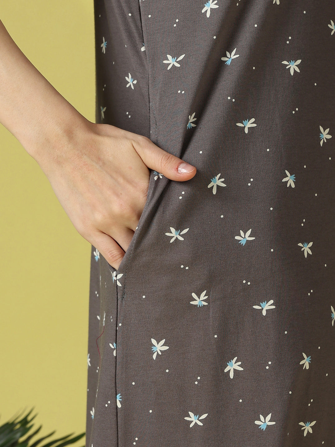 Grey flower floral cotton short nighty for women online
