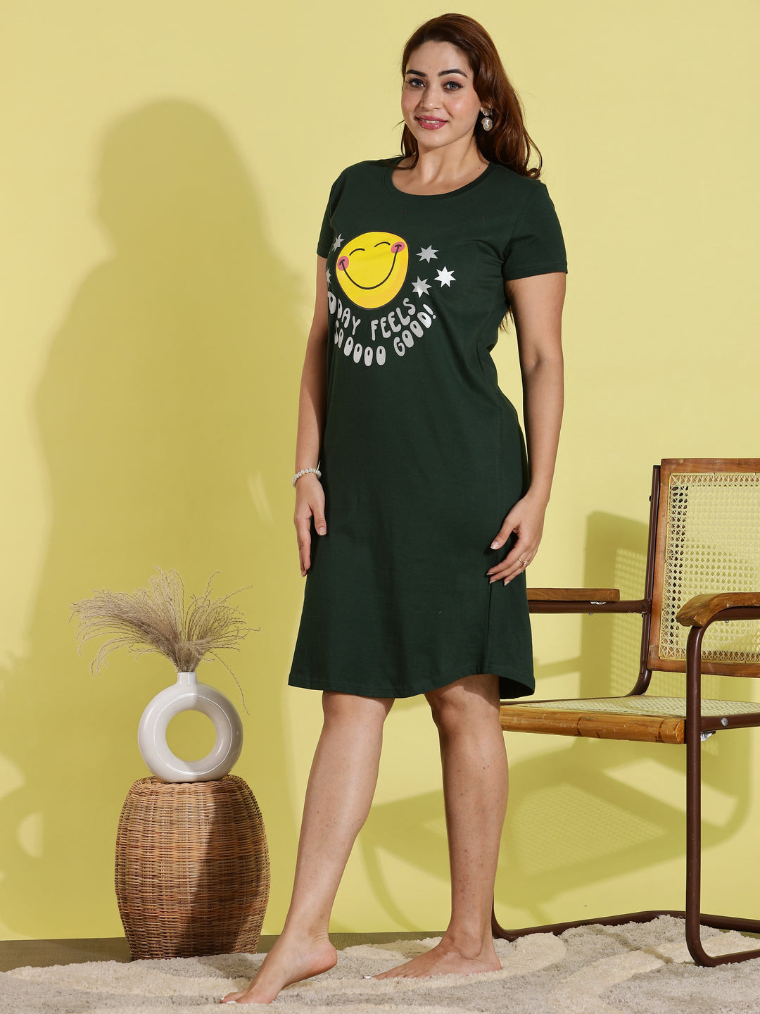 Bottle green cotton short night dress for women online