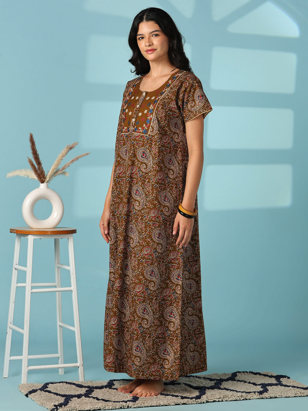 Bronze paisley print cotton night wear for women online
