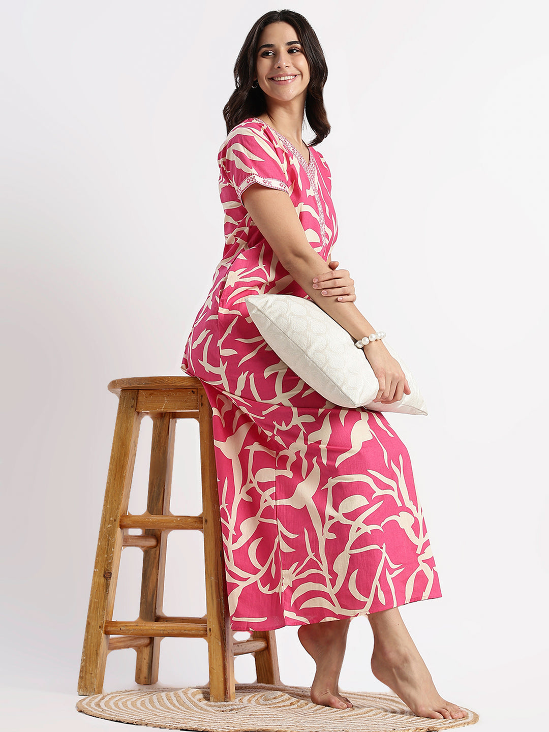 Pink pure cotton leaf print nighty for women