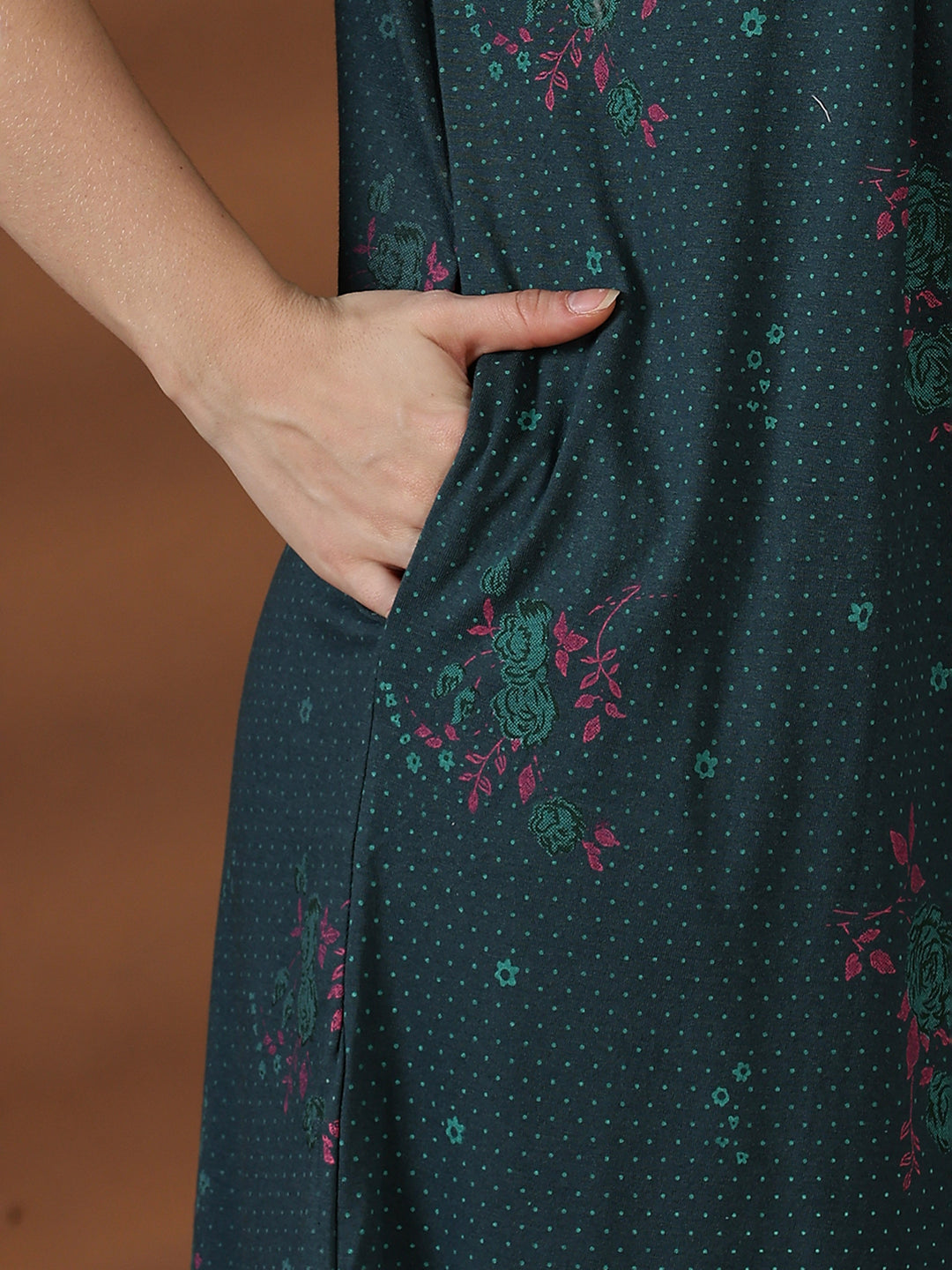 Forest green cotton blend sleepwear for women for summer